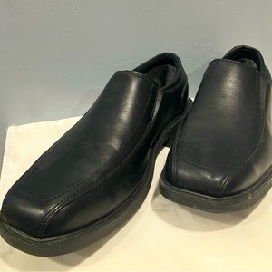 Men loafers, size 12